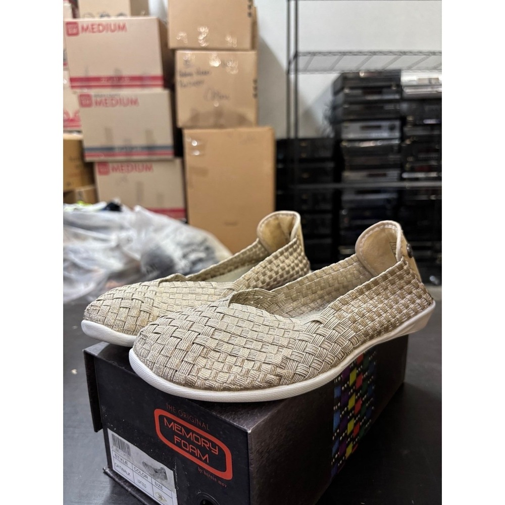 Bernie mev catwalk light gold size 38 / us 7